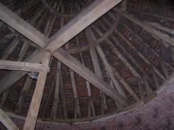 Streatley interior roof view