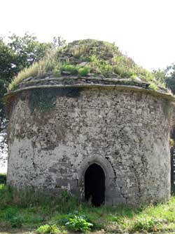 Dovecote kergournadeac, click for larger image.