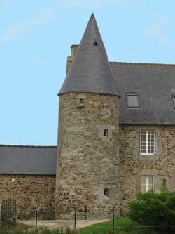 Dovecote La Ville Roze, click for larger image