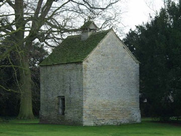 Bretforton Manor Dovecote