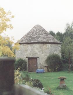 Round cote